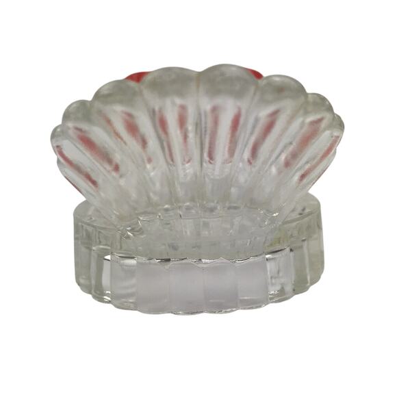 Vintage Salt & Pepper Shakers Clear Glass Red Lids Clam Shell Holder Turkey - Picture 5 of 8